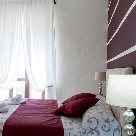 Bed and Breakfast Le Finestre Sulla Piazza Boiano Экстерьер фото
