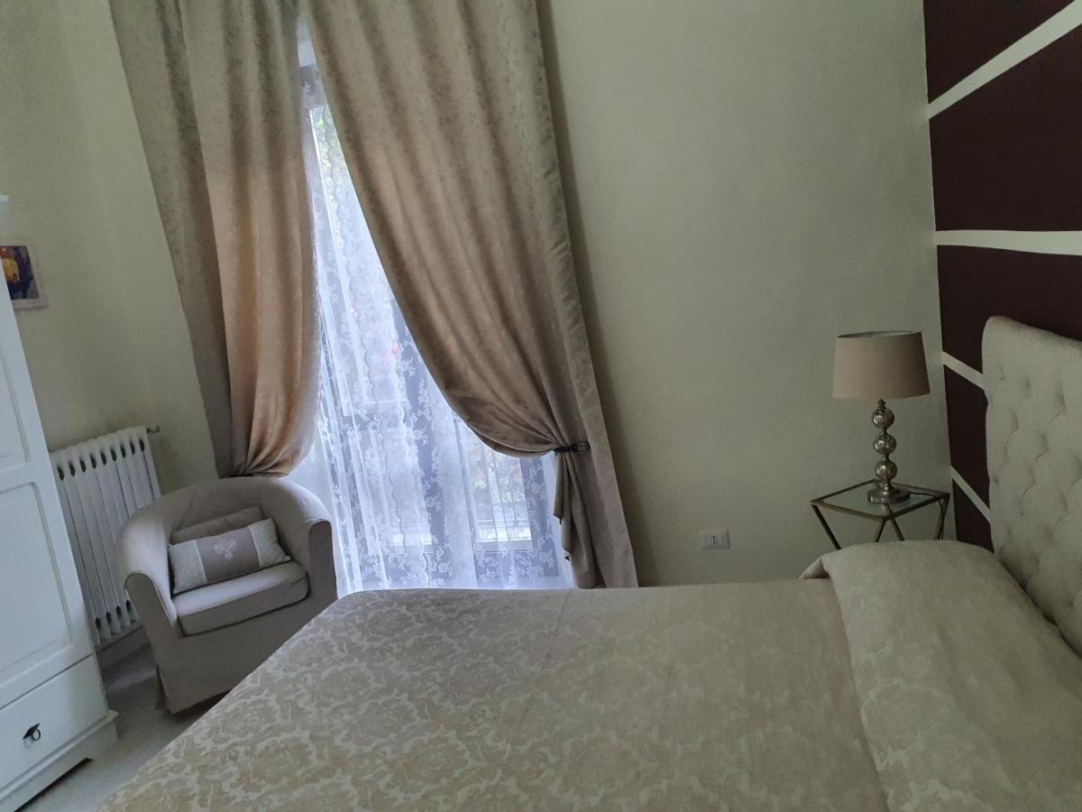 Bed and Breakfast Le Finestre Sulla Piazza Boiano Экстерьер фото