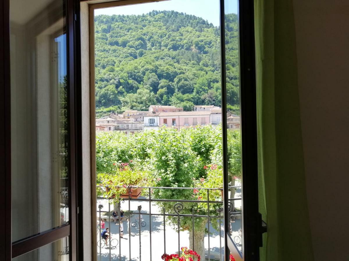 Bed and Breakfast Le Finestre Sulla Piazza Boiano Экстерьер фото