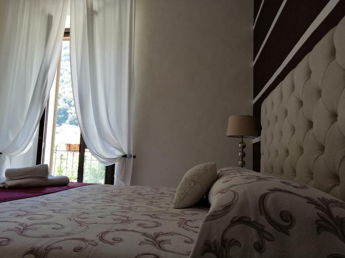 Bed and Breakfast Le Finestre Sulla Piazza Boiano Экстерьер фото