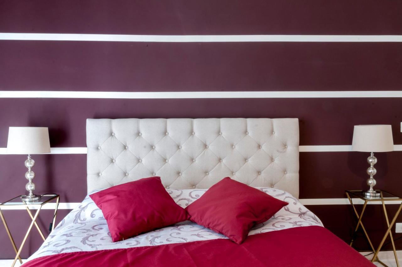 Bed and Breakfast Le Finestre Sulla Piazza Boiano Экстерьер фото