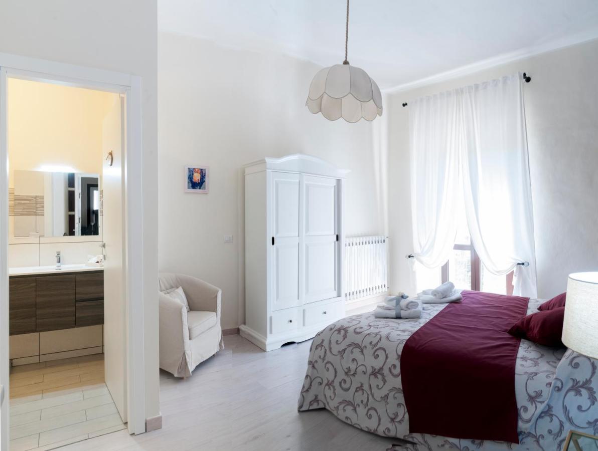 Bed and Breakfast Le Finestre Sulla Piazza Boiano Экстерьер фото