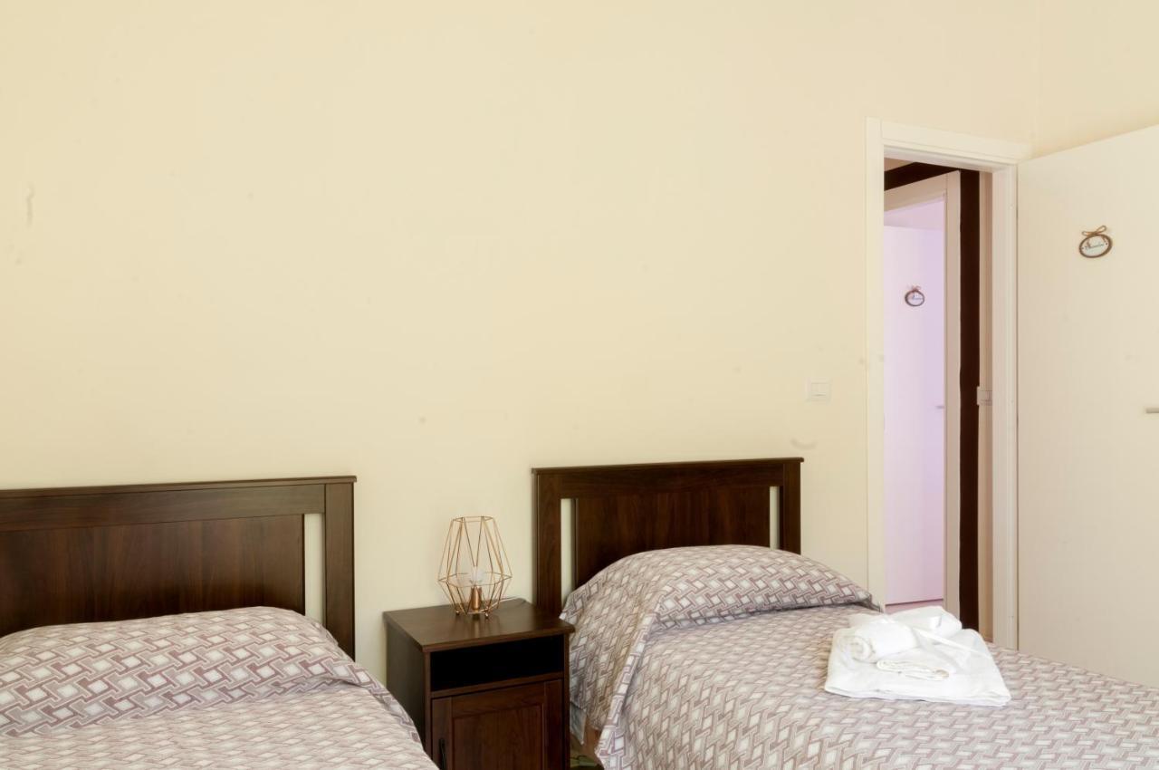 Bed and Breakfast Le Finestre Sulla Piazza Boiano Экстерьер фото